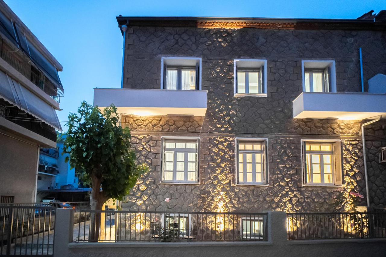 The Rock Guesthouse Калампака Экстерьер фото