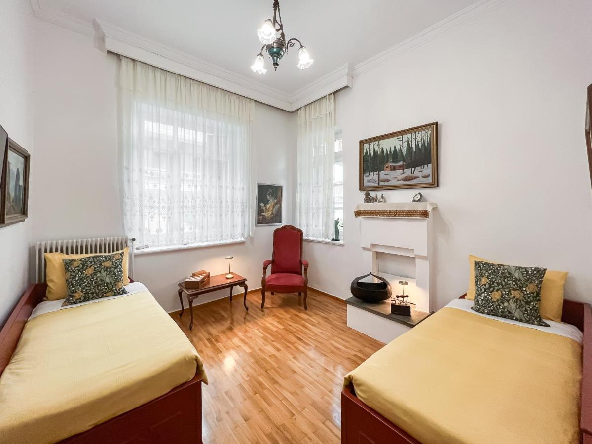The Rock Guesthouse Калампака Экстерьер фото